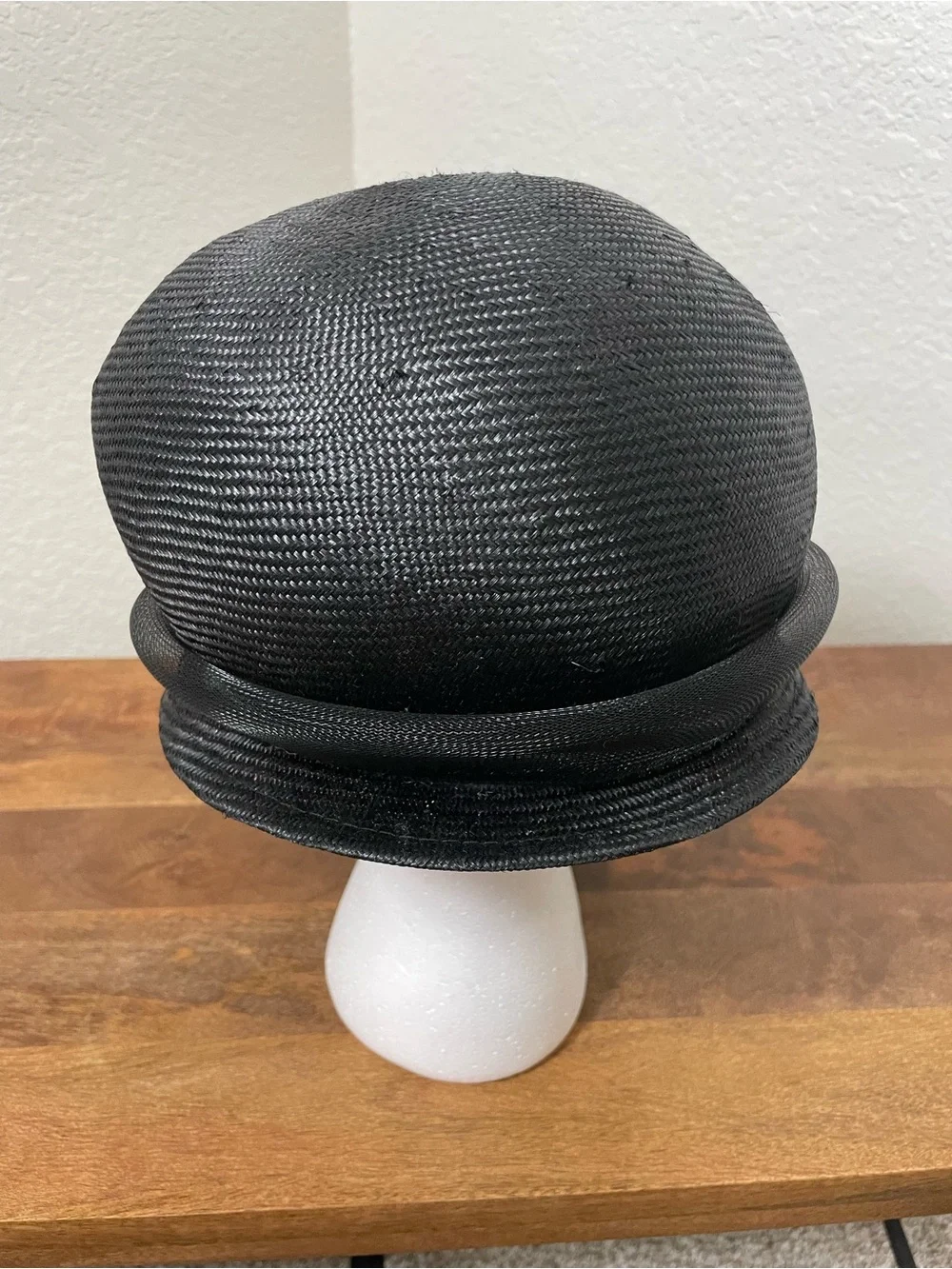 Mr. John Classic New York / Paris elegant vintage